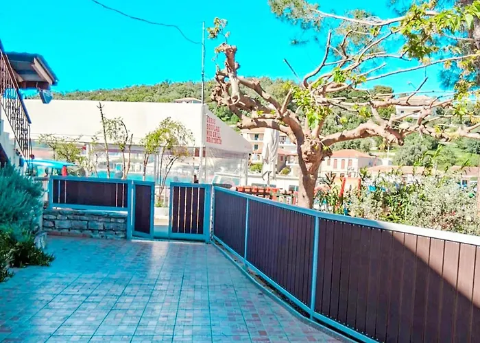 Apartment Mistral Katomerion